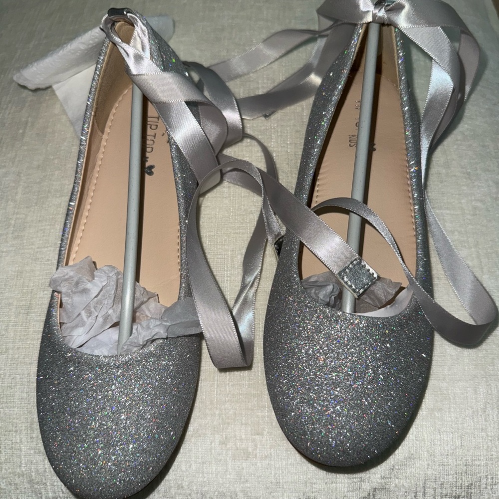 Tip Top Kids Silver Sparkle Flats with Ribbon girls size 2y